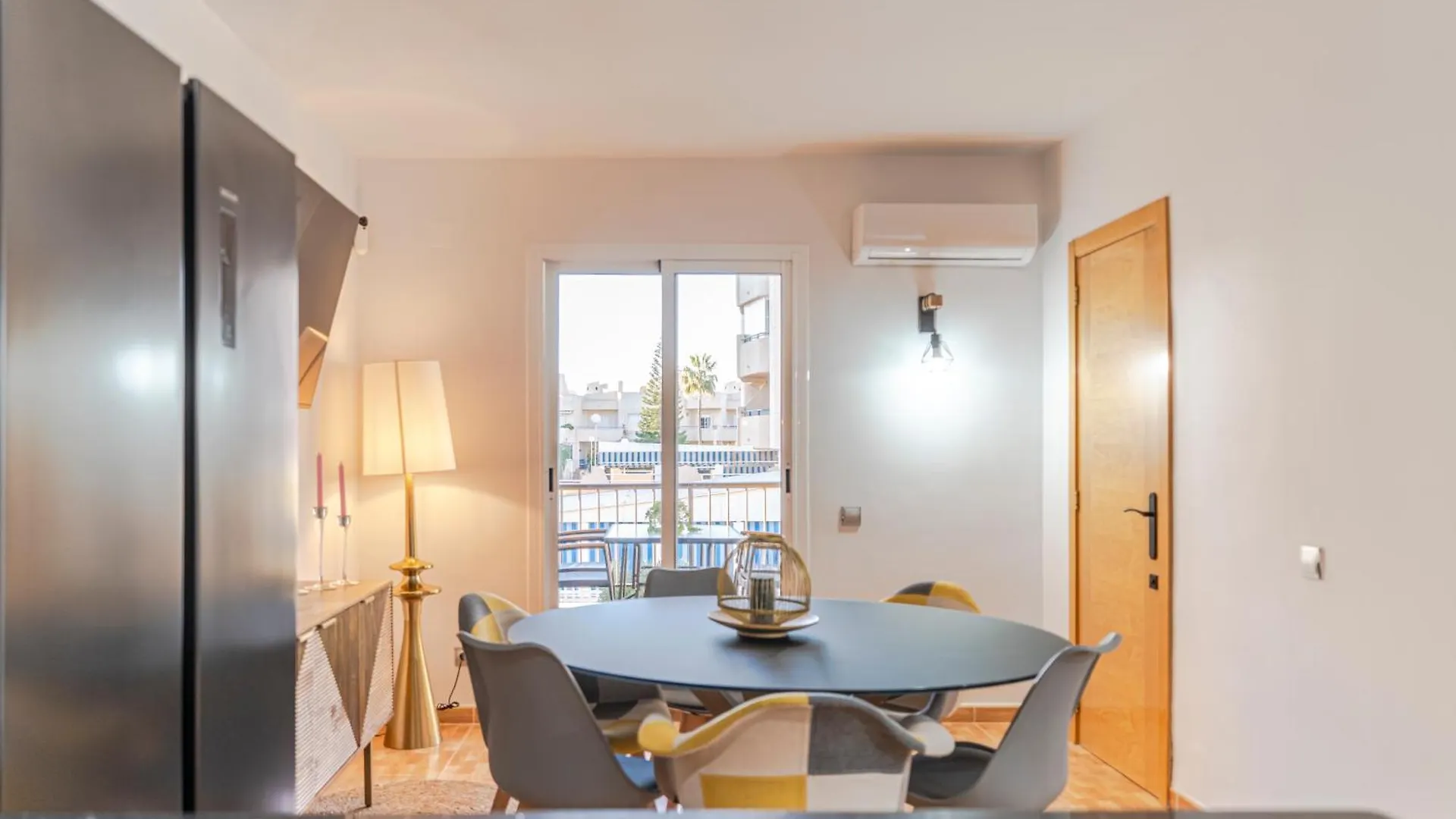 Rentitspain Almerimar Moderno, Puerto Y Playa El Ejido 0*,  Spagna